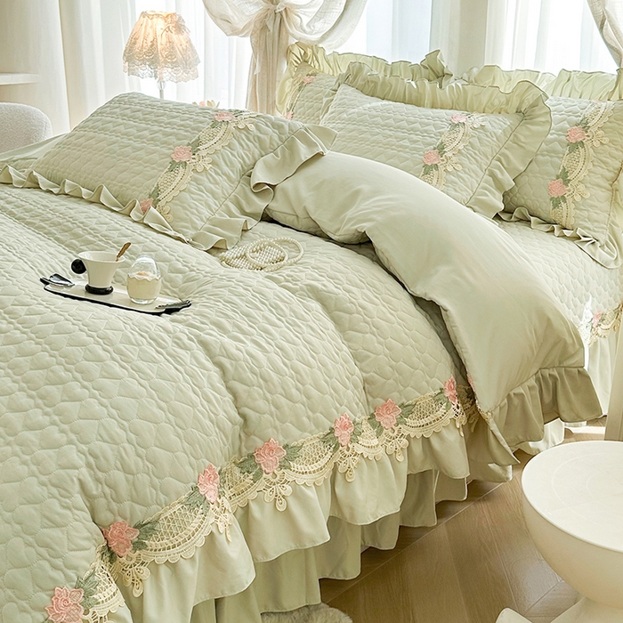 91家纺网 家纺一手货源 找家纺 （总）罗艺轩 2025新款A类珍珠棉全夹棉床盖三件套-玫瑰之恋