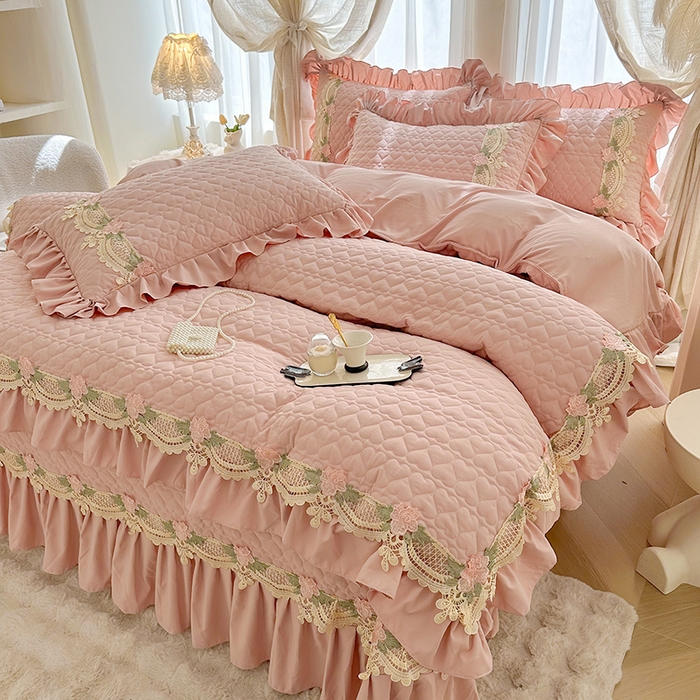 91家纺网 家纺一手货源 找家纺 罗艺轩 2025新款A类珍珠棉全夹棉床盖三件套-玫瑰之恋 玫瑰之恋-豆沙