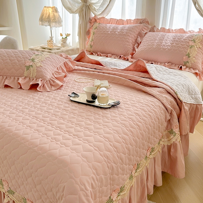 91家纺网 家纺一手货源 找家纺 罗艺轩 2025新款A类珍珠棉全夹棉床盖三件套-玫瑰之恋 玫瑰之恋-豆沙