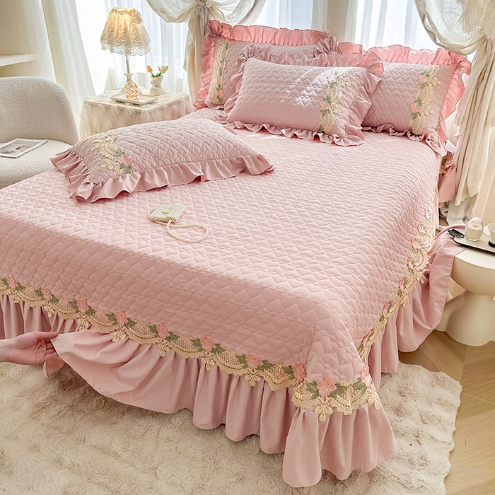 91家纺网 家纺一手货源 找家纺 罗艺轩 2025新款A类珍珠棉全夹棉床盖三件套-玫瑰之恋 玫瑰之恋-粉