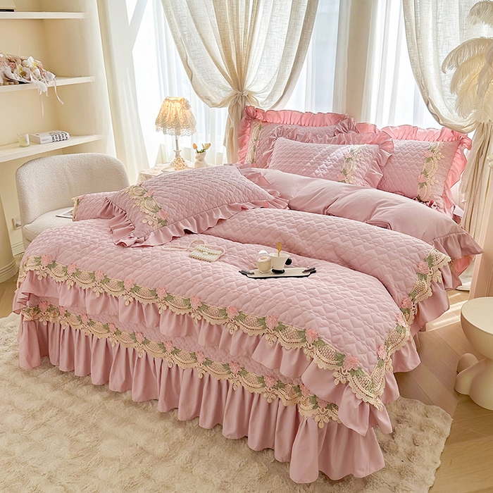 91家纺网 家纺一手货源 找家纺 罗艺轩 2025新款A类珍珠棉全夹棉床盖三件套-玫瑰之恋 玫瑰之恋-粉