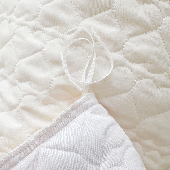 91家纺网 家纺一手货源 找家纺 罗艺轩 2025新款A类珍珠棉全夹棉床盖三件套-玫瑰之恋 玫瑰之恋-荷花白