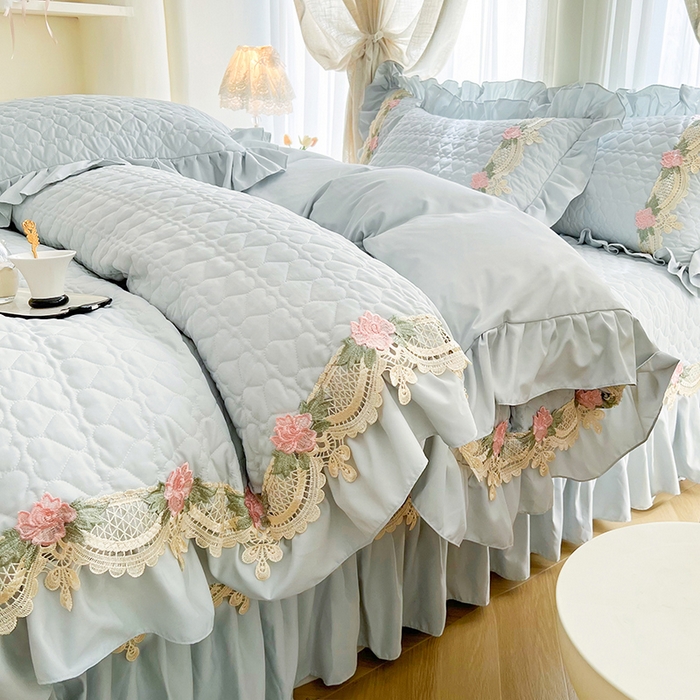 91家纺网 家纺一手货源 找家纺 罗艺轩 2025新款A类珍珠棉全夹棉床盖三件套-玫瑰之恋 玫瑰之恋-蓝灰色