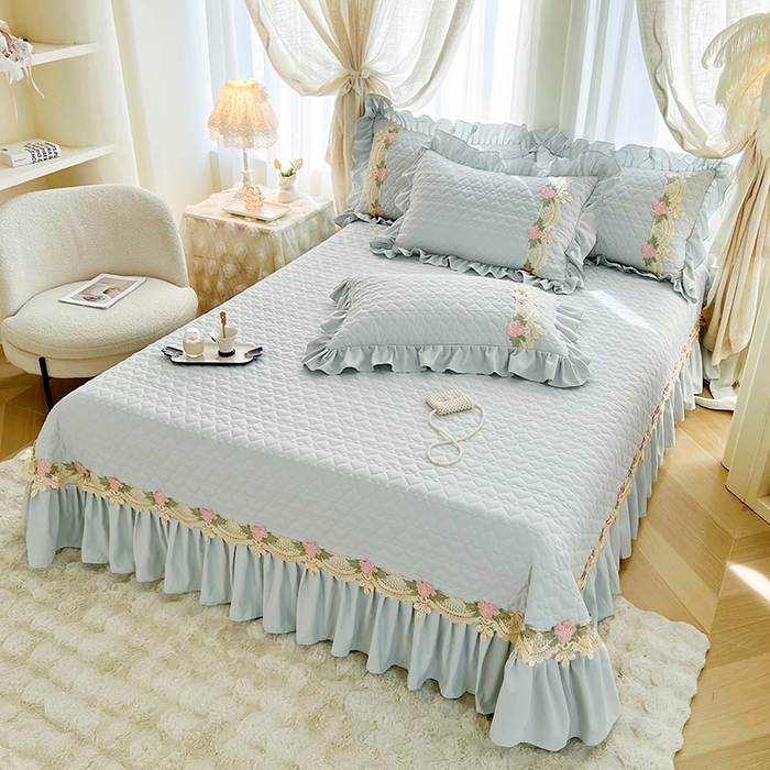 91家纺网 家纺一手货源 找家纺 罗艺轩 2025新款A类珍珠棉全夹棉床盖款四件套-玫瑰之恋 玫瑰之恋-蓝灰色