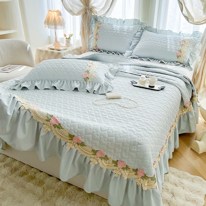 91家纺网 家纺一手货源 找家纺 罗艺轩 2025新款A类珍珠棉全夹棉床盖款四件套-玫瑰之恋 玫瑰之恋-蓝灰色