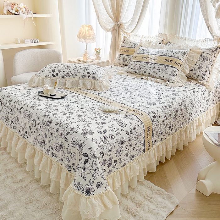 91家纺网 家纺一手货源 找家纺 罗艺轩 2025新款全棉印花花边床盖三件套 迪克奥莱