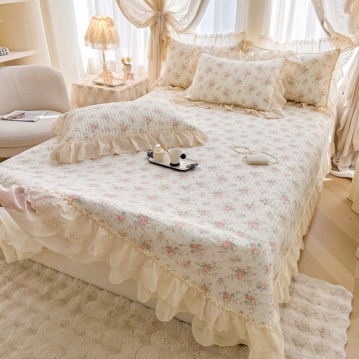 91家纺网 家纺一手货源 找家纺 罗艺轩 2025新款全棉印花花边床盖三件套 瑰夏