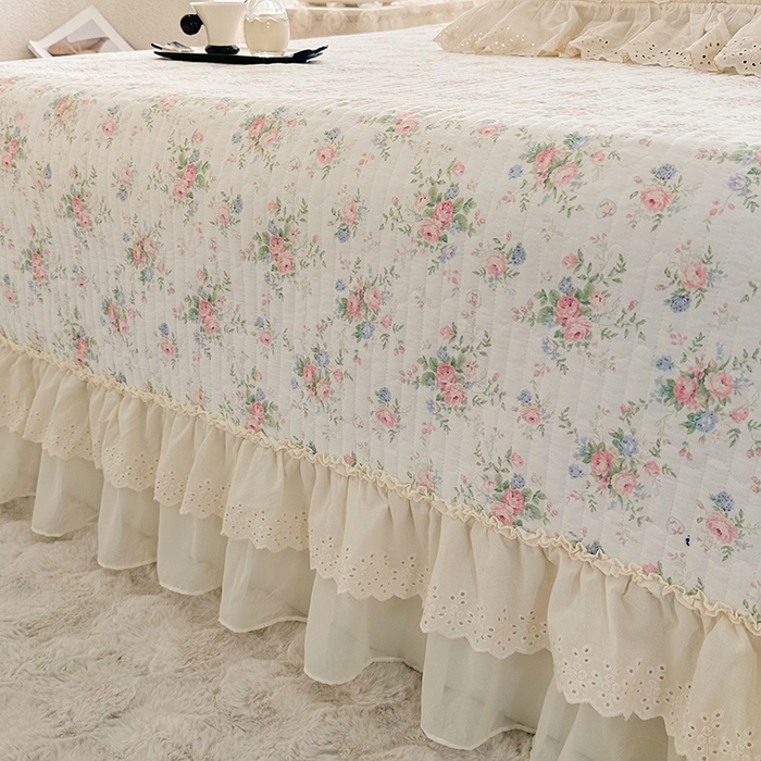 91家纺网 家纺一手货源 找家纺 罗艺轩 2025新款全棉印花花边床盖三件套 瑰夏