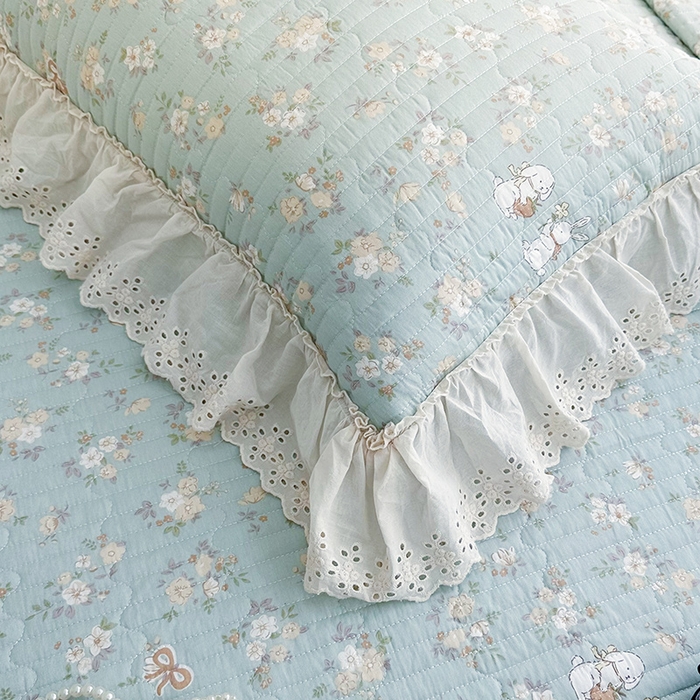 91家纺网 家纺一手货源 找家纺 罗艺轩 2025新款全棉印花花边床盖三件套 花蜜-绿