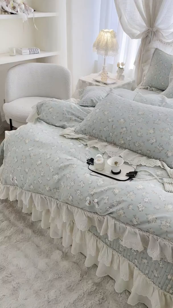 91家纺网 家纺一手货源 找家纺 罗艺轩 2025新款全棉印花花边床盖三件套 花蜜-绿