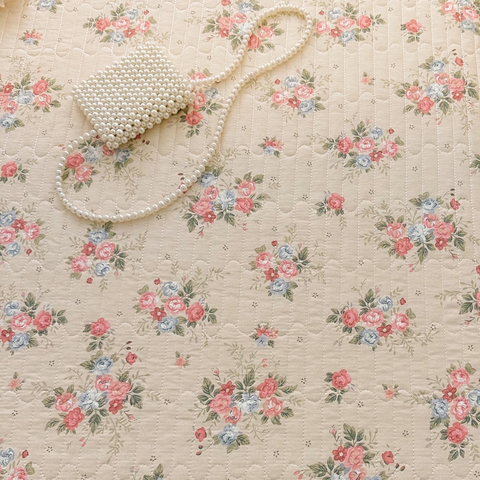 91家纺网 家纺一手货源 找家纺 罗艺轩 2025新款全棉印花花边床盖三件套 绮丽花海-香槟