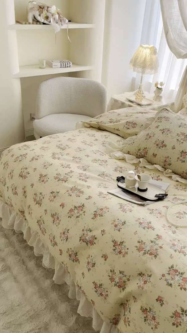 91家纺网 家纺一手货源 找家纺 罗艺轩 2025新款全棉印花花边床盖三件套 绮丽花海-香槟