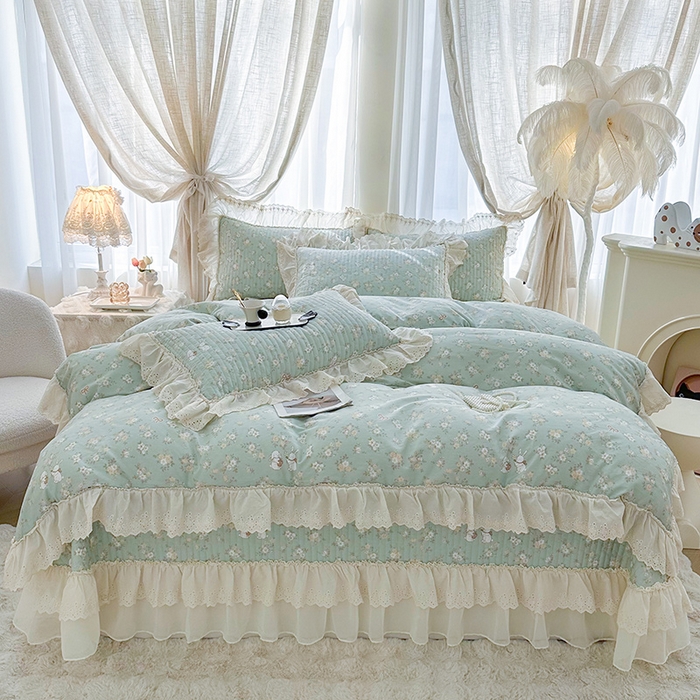 91家纺网 家纺一手货源 找家纺 罗艺轩 2025新款全棉印花花边床盖四件套 花蜜-绿