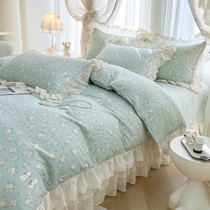 91家纺网 家纺一手货源 找家纺 罗艺轩 2025新款全棉印花花边床盖四件套 花蜜-绿