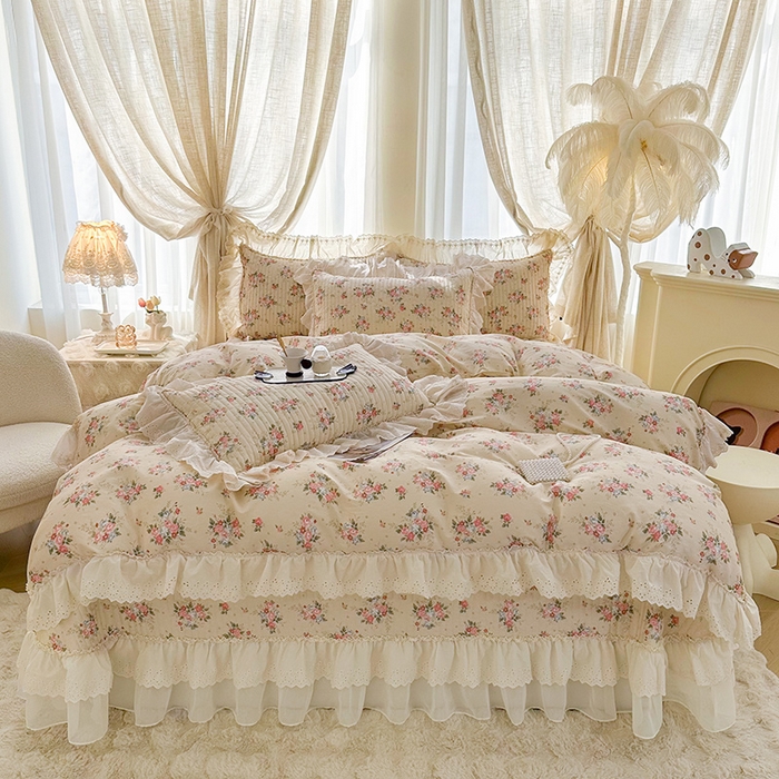 91家纺网 家纺一手货源 找家纺 罗艺轩 2025新款全棉印花花边床盖四件套 绮丽花海-香槟