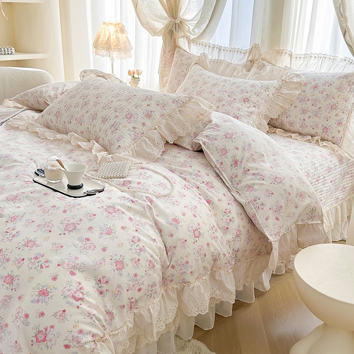 91家纺网 家纺一手货源 找家纺 罗艺轩 2025新款全棉印花花边床盖四件套 语曼-粉