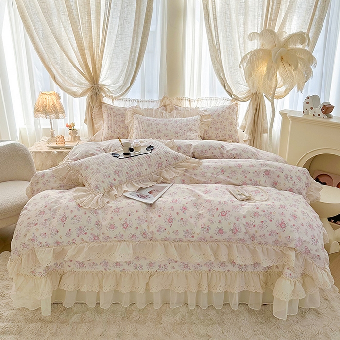 91家纺网 家纺一手货源 找家纺 罗艺轩 2025新款全棉印花花边床盖四件套 语曼-粉