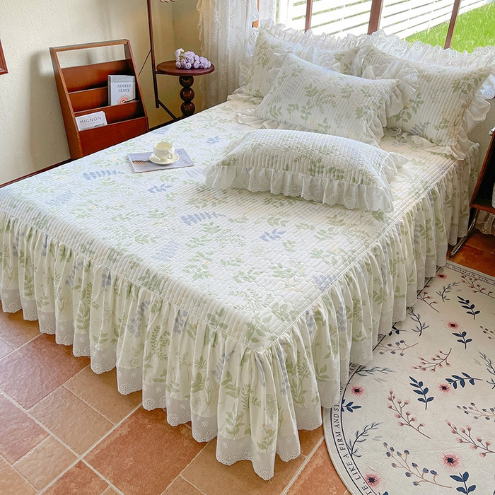 91家纺网 家纺一手货源 找家纺 罗艺轩 2025新款全棉印花床笠式床裙三件套 沁语花叶