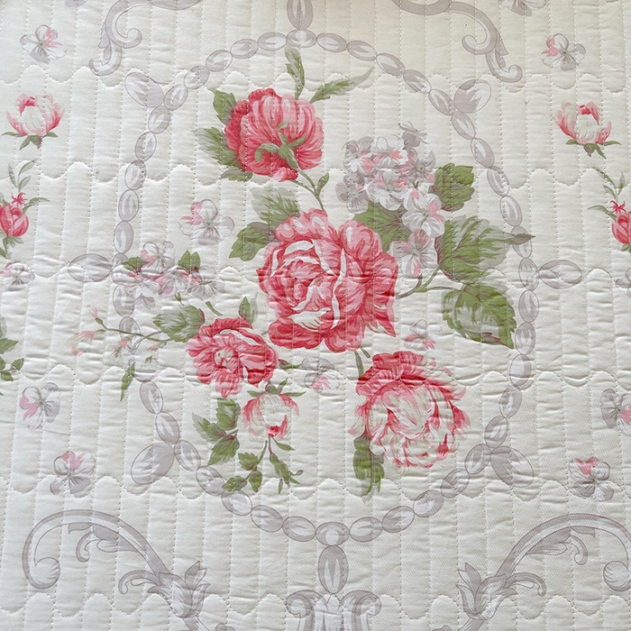 91家纺网 家纺一手货源 找家纺 罗艺轩 2025新款全棉印花床笠式床裙三件套 爱丽花园