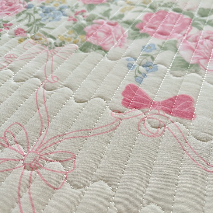 91家纺网 家纺一手货源 找家纺 罗艺轩 2025新款全棉印花床笠式床裙三件套 仲夏美梦