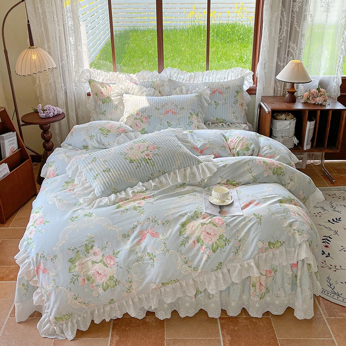 91家纺网 家纺一手货源 找家纺 罗艺轩 2025新款全棉印花床笠式花边床裙四件套 织夏花园-蓝