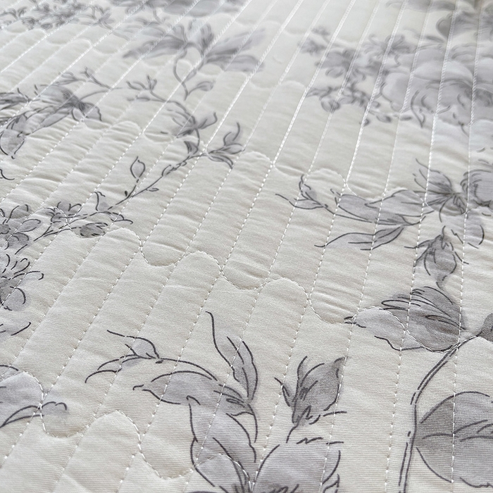 91家纺网 家纺一手货源 找家纺 罗艺轩 2025新款全棉印花床笠式花边床裙四件套 蝶舞轻歌