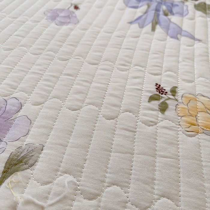 91家纺网 家纺一手货源 找家纺 罗艺轩 2025新款全棉印花床笠式花边床裙四件套 迷雾花漾