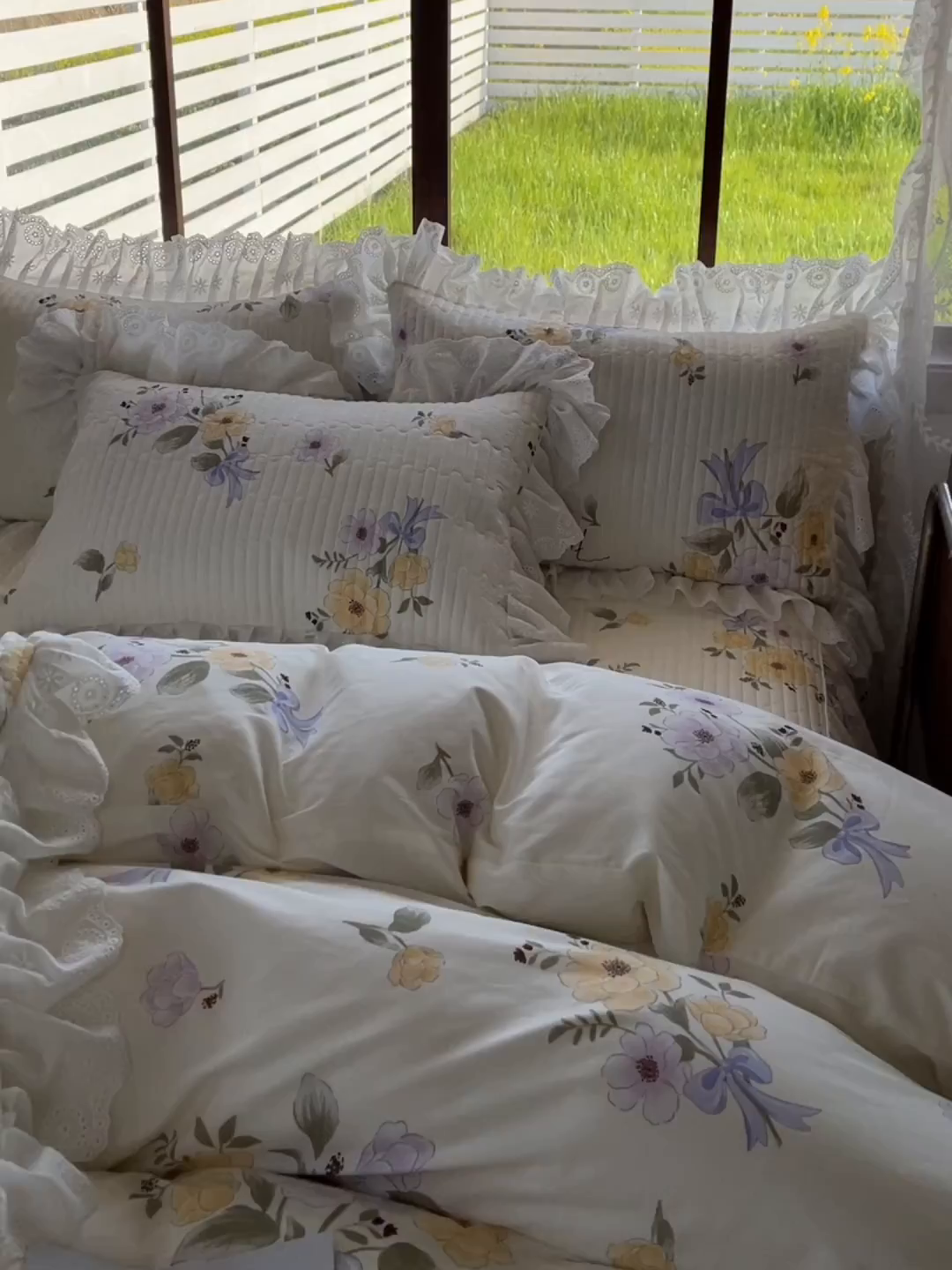 91家纺网 家纺一手货源 找家纺 罗艺轩 2025新款全棉印花床笠式花边床裙四件套 迷雾花漾