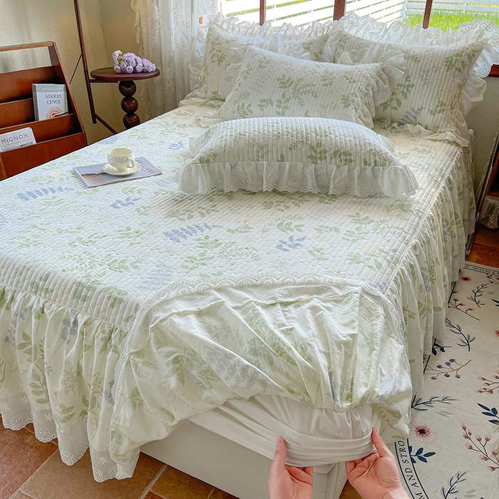 91家纺网 家纺一手货源 找家纺 罗艺轩 2025新款全棉印花床笠式花边床裙四件套 沁语花叶