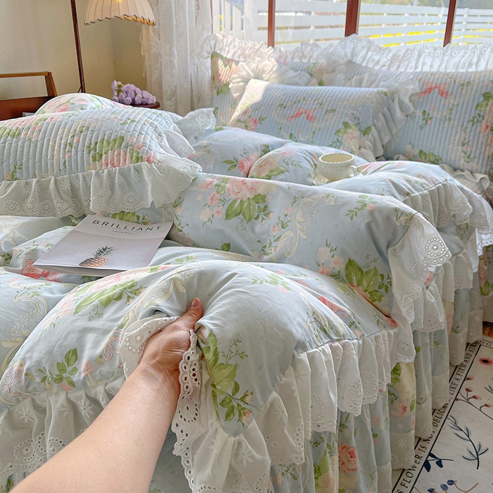 91家纺网 家纺一手货源 找家纺 罗艺轩 2025新款全棉印花床笠式花边床裙四件套 织夏花园-蓝