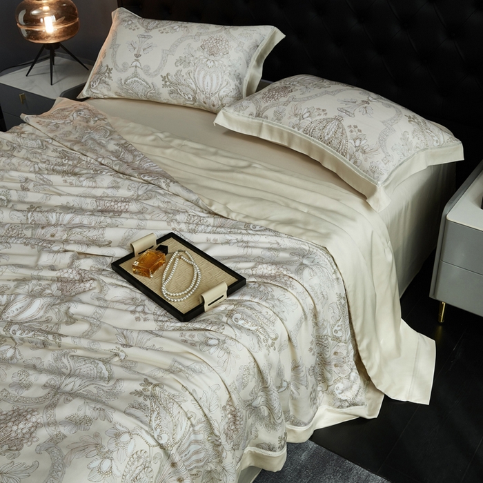 91家纺网 家纺一手货源 找家纺 桂雅居 2025新款60支莱赛尔数码印花蚕丝夏被-蚕小青 悸川-黄