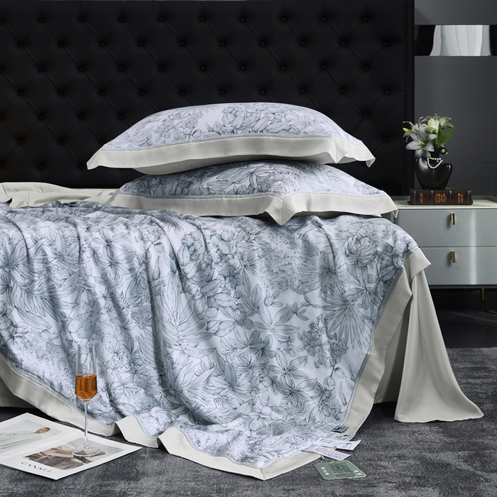 91家纺网 家纺一手货源 找家纺 桂雅居 2025新款60支兰莱赛尔数码印花蚕丝夏被-蚕小青 云禾川-兰