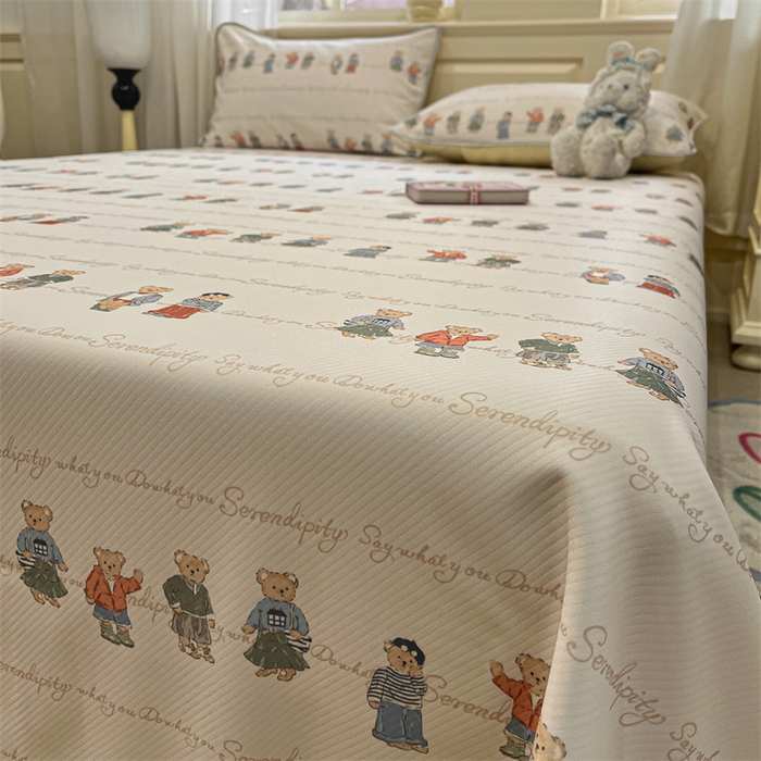 91家纺网 家纺一手货源 找家纺 星座家纺 2025新款斜纹提花凉感丝凉席床单款三件套 萌熊印象