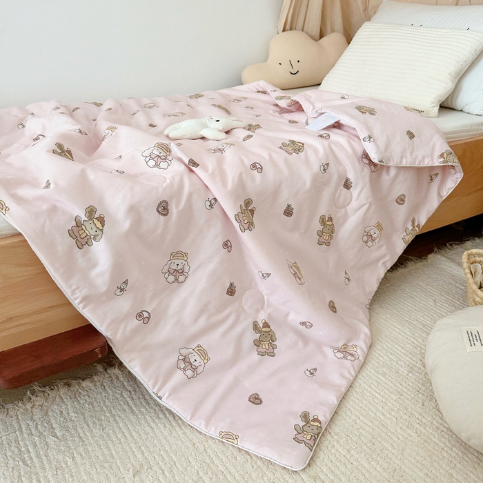 91家纺网 家纺一手货源 找家纺 BOSS 2025新款天丝棉大豆夏凉被夏被空调被儿童盖毯 布偶熊粉