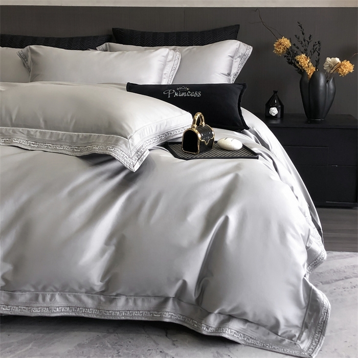 91家纺网 家纺一手货源 找家纺 2025新款全棉长绒棉刺绣四件套-迷宫 迷宫-灰