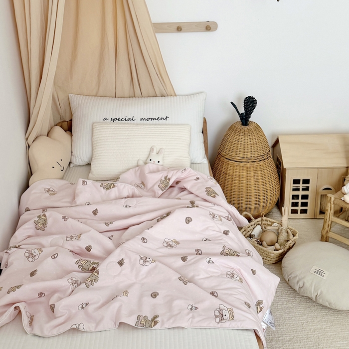 91家纺网 家纺一手货源 找家纺 BOSS 2025新款天丝棉大豆夏凉被夏被空调被儿童盖毯 布偶熊粉