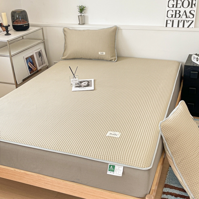 91家纺网 家纺一手货源 找家纺 吉象2025新款A类床笠款软凉席 饼干格香槟