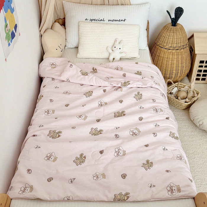 91家纺网 家纺一手货源 找家纺 BOSS 2025新款天丝棉大豆夏凉被夏被空调被儿童盖毯 布偶熊粉