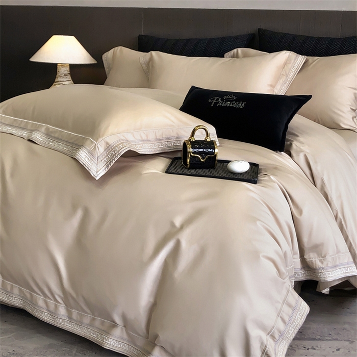 91家纺网 家纺一手货源 找家纺 2025新款全棉长绒棉刺绣四件套-迷宫 迷宫-香槟