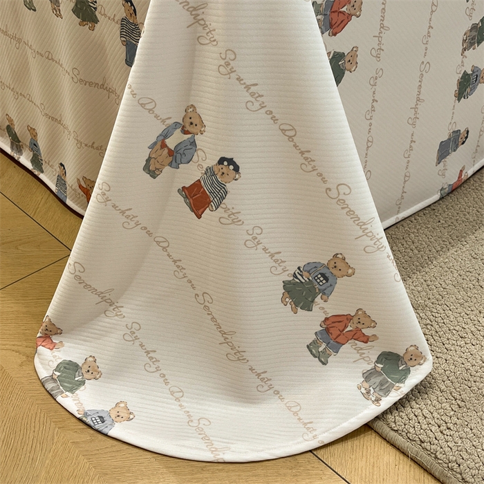 91家纺网 家纺一手货源 找家纺 星座家纺 2025新款斜纹提花凉感丝凉席床单款三件套 萌熊印象