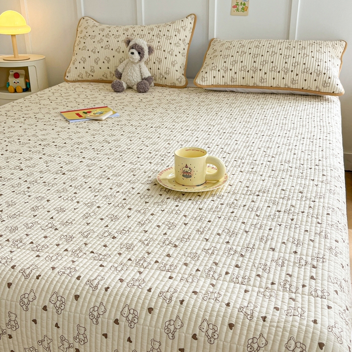 91家纺网 家纺一手货源 找家纺 梵朴 2025新款跑量款纯棉印花床盖三件套 贝贝熊