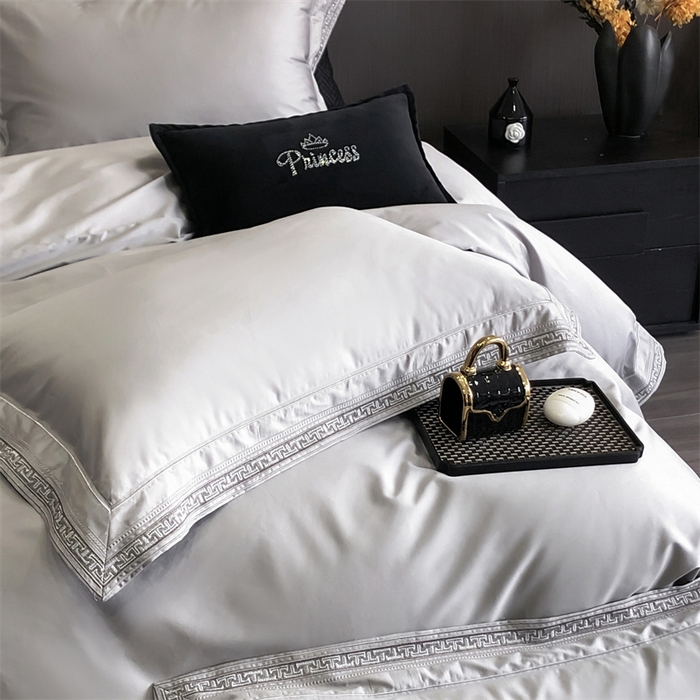 91家纺网 家纺一手货源 找家纺 2025新款全棉长绒棉刺绣四件套-迷宫 迷宫-灰