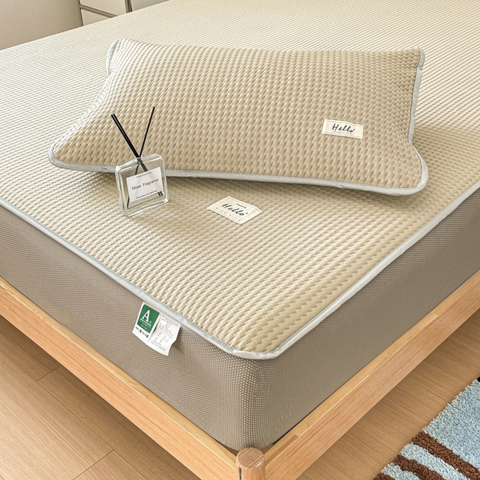 91家纺网 家纺一手货源 找家纺 吉象2025新款A类床笠款软凉席 饼干格香槟