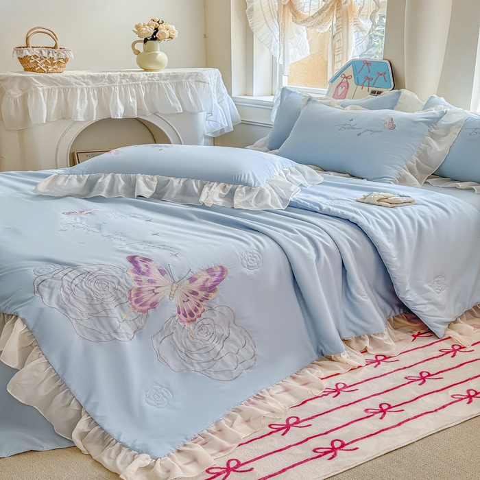 91家纺网 家纺一手货源 找家纺 凯美家居 2025新款超柔亲肤棉夏被回件套 夏被蝶恋花 浅蓝