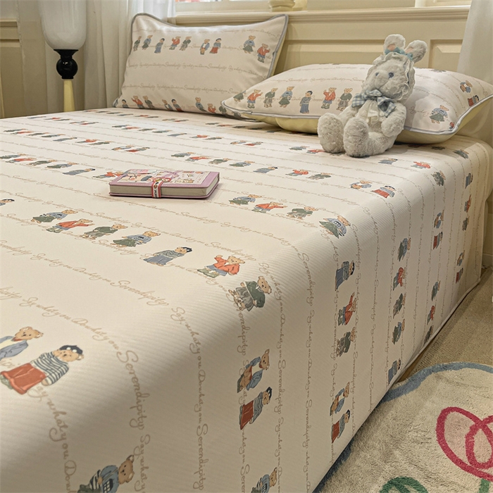 91家纺网 家纺一手货源 找家纺 星座家纺 2025新款斜纹提花凉感丝凉席床单款三件套 萌熊印象