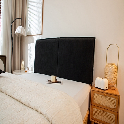 91家纺网 家纺一手货源 找家纺 沐沐家纺 2026新款灯芯绒床头平板大靠背 黑色