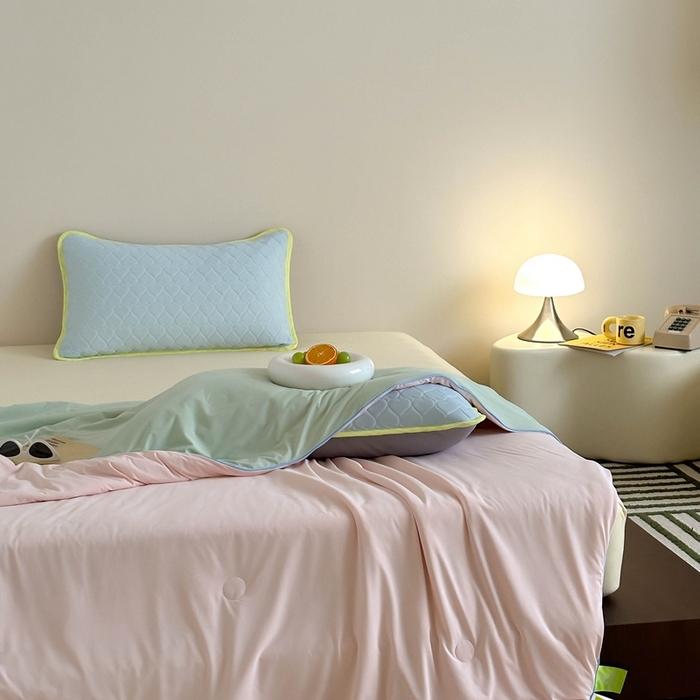 91家纺网 家纺一手货源 找家纺 顾里2025新款冰皮抗菌凉感被 芭乐茉莉