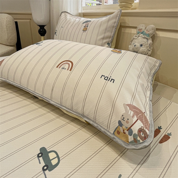 91家纺网 家纺一手货源 找家纺 星座家纺 2025新款斜纹提花凉感丝凉席床单款三件套 悠悠小元