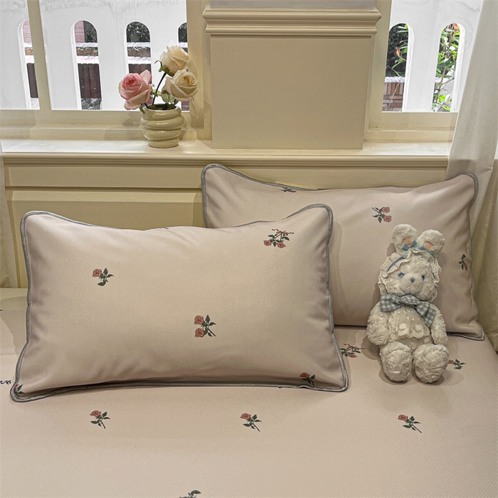 91家纺网 家纺一手货源 找家纺 星座家纺 2025新款斜纹提花凉感丝凉席床单款三件套 尤克里里粉