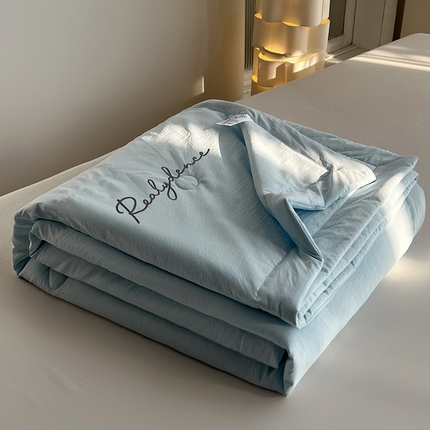 91家纺网 家纺一手货源 找家纺 （总）小久久 2025新款雪肌棉夏被